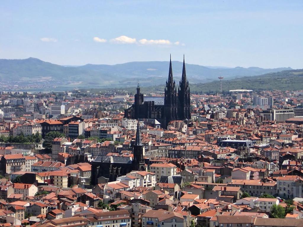 Ferienwohnung 1er Mai Clermont-Ferrand Exterior foto